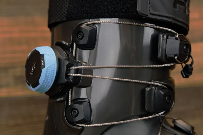 LYŽIARKY HEAD KALIBER 110 MV GW Boa2 2026