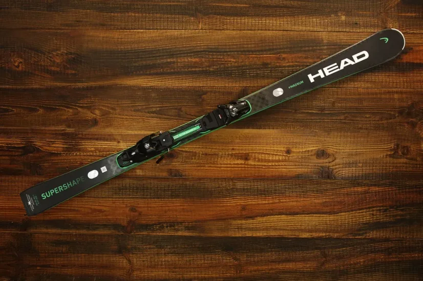 LYŽE HEAD SUPERSHAPE E-MAGNUM 2026 + PRD 12 GW