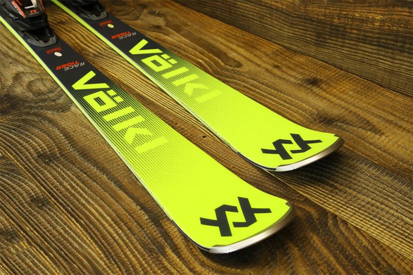 LYŽE VOLKL RACETIGER SL 2026 + RMotion3 12 GW Red